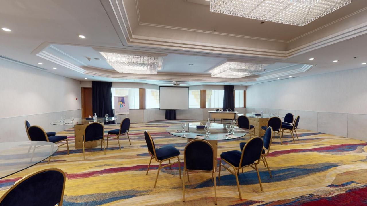 Ayass Hotel 4*